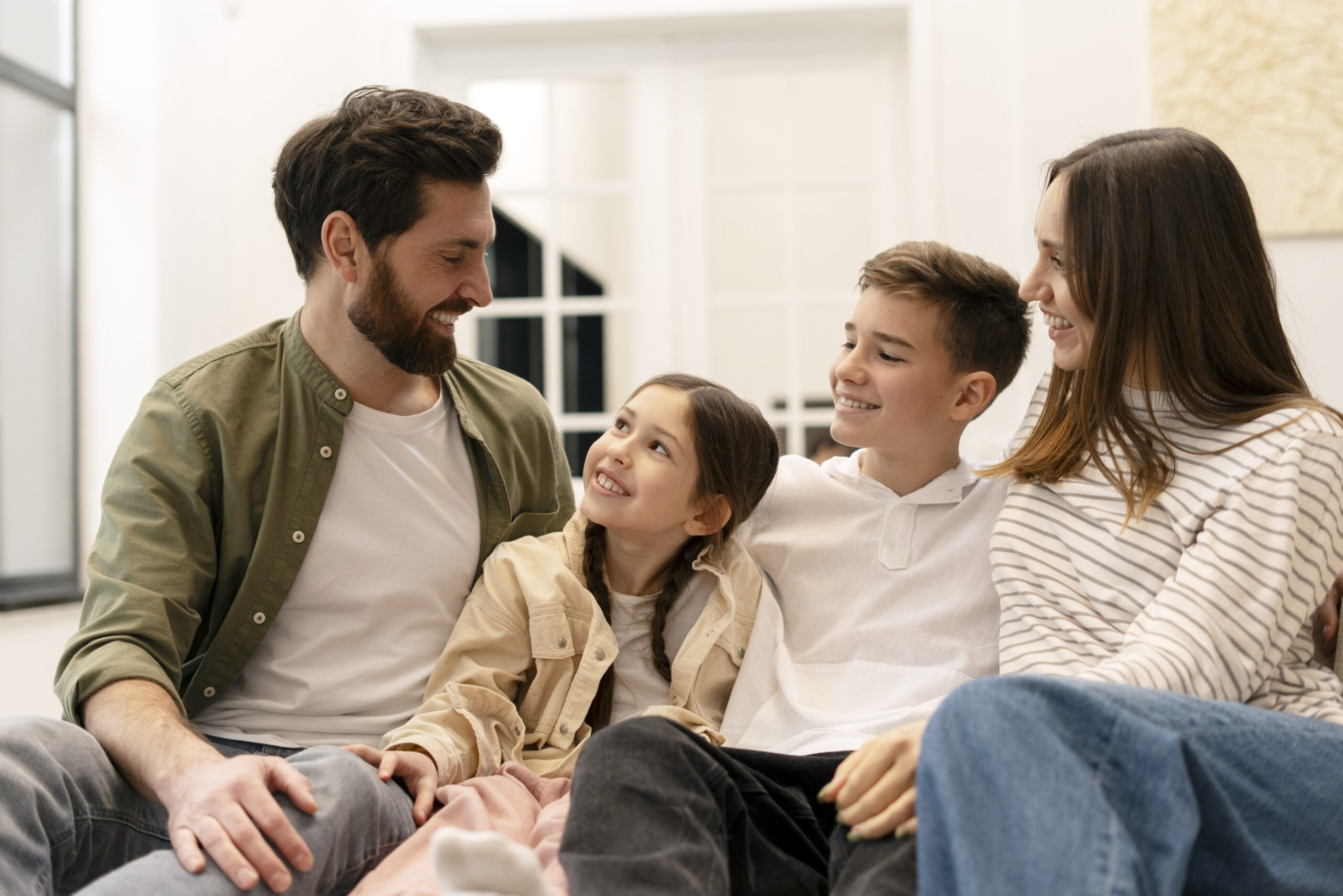 Simple Ways to Improve Family Communication