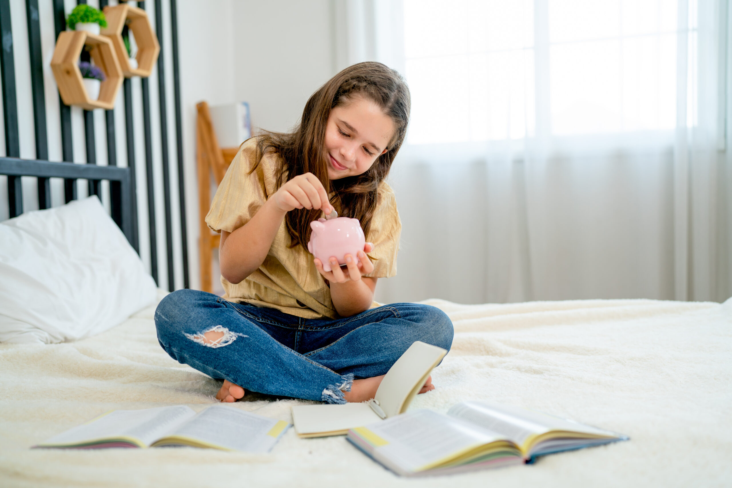 Best Ways to Save Money for Children Education